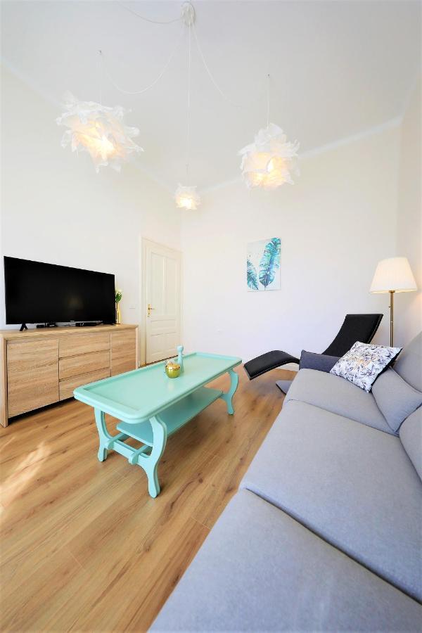Bon Vivant Apartment 扎达尔 外观 照片